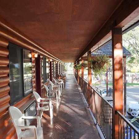 Austin'S Chuckwagon Motel Torrey Exterior foto